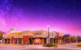 Holiday Inn Express & Suites Lindale - Tyler By Ihg